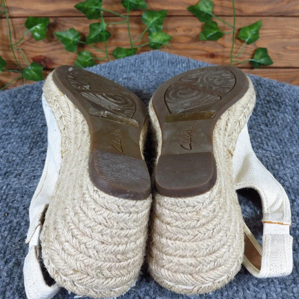 Clarks artisan petrina